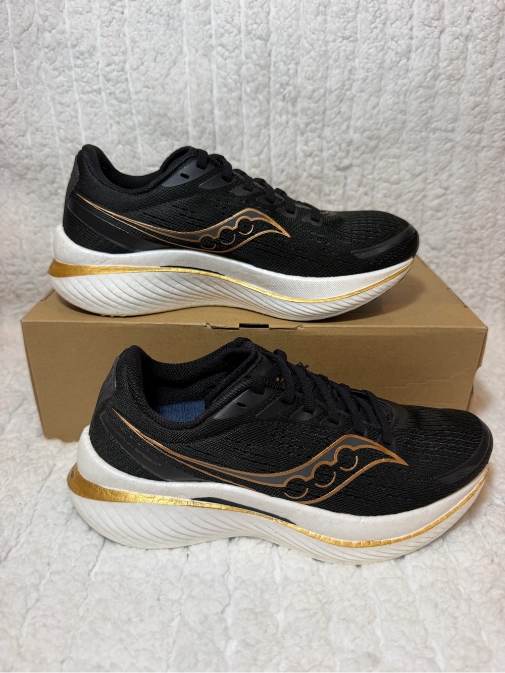 Saucony Endorphin Speed 3 Women’s Size 8 Black Goldstruck